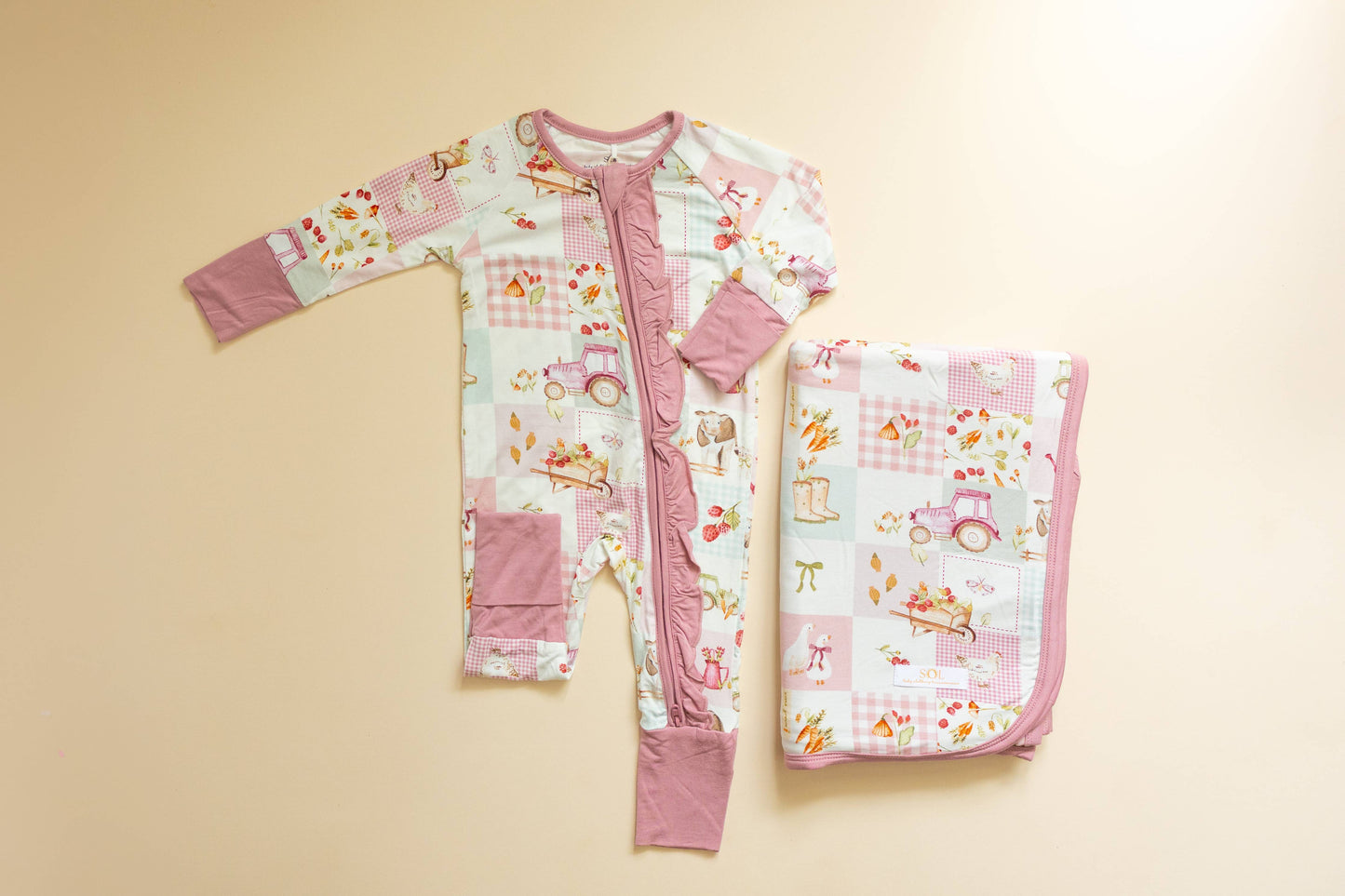 Berry Farm Bamboo Blanket